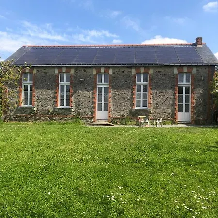 Gite -Belle Maison Dans Une Ancienne Ecole-Tarif Reduit Hors We ! Chanzeaux Esterno foto