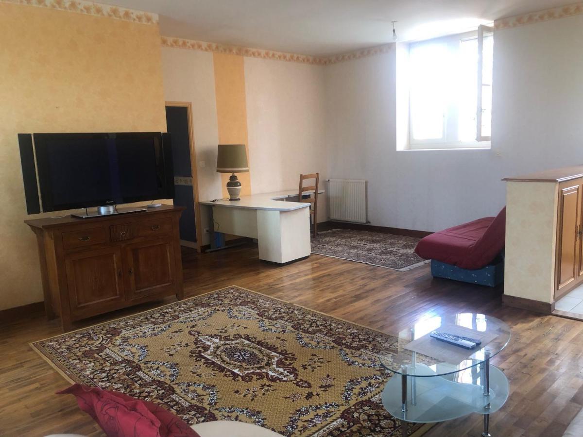 -belle Maison Dans Ancienne Ecole-tarif Reduit Hors We ! *