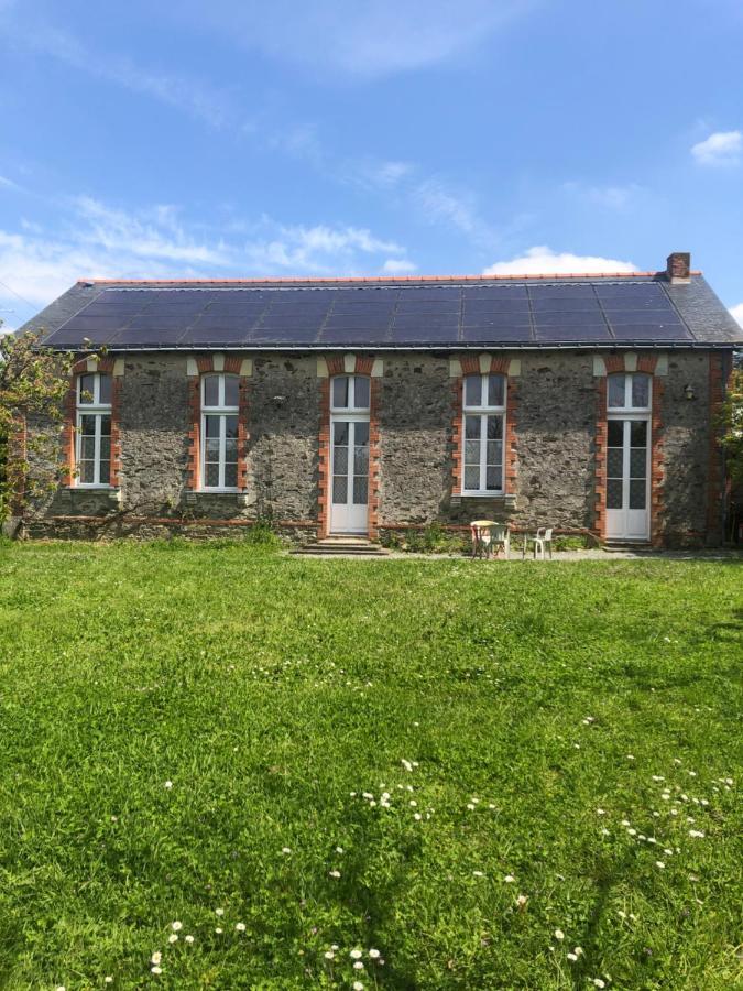 -belle Maison Dans Ancienne Ecole-tarif Reduit Hors We ! Ferienhaus Chanzeaux