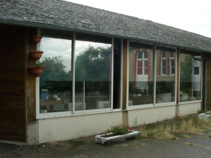 -belle Maison Dans Ancienne Ecole-tarif Reduit Hors We ! Chanzeaux